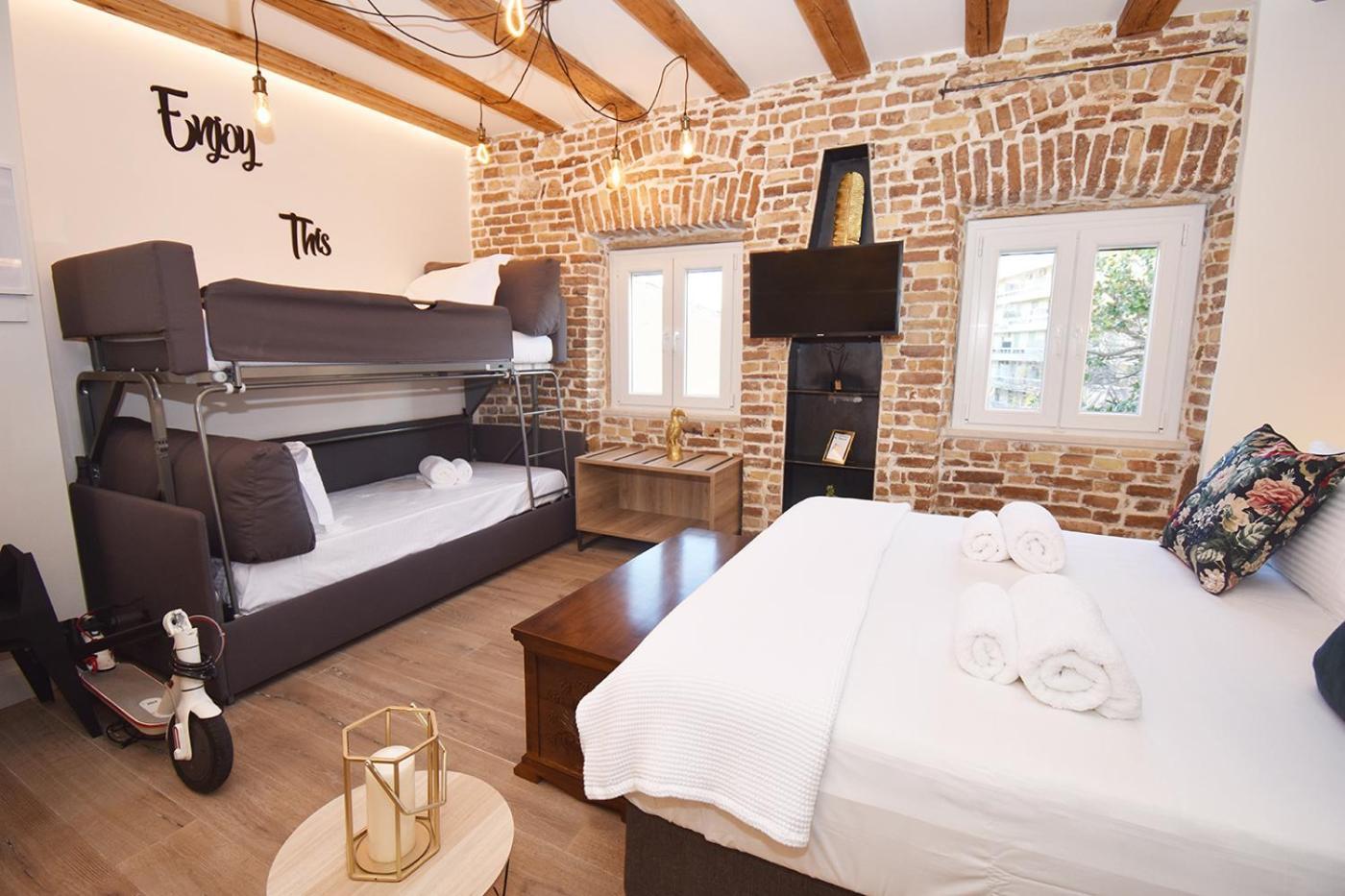 Murofinto Homes Corfu  Rum bild